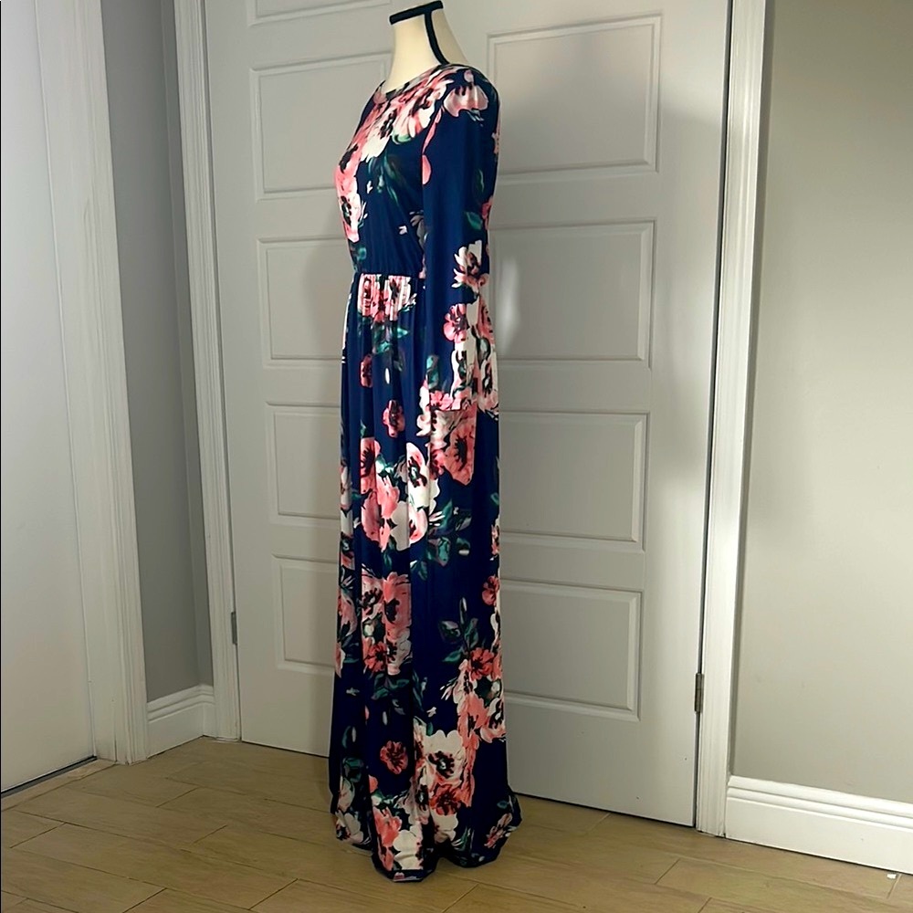 Navy/Pink Floral Maxi Dress with Long Sleeves and Pockets - Picture 3 of 6
